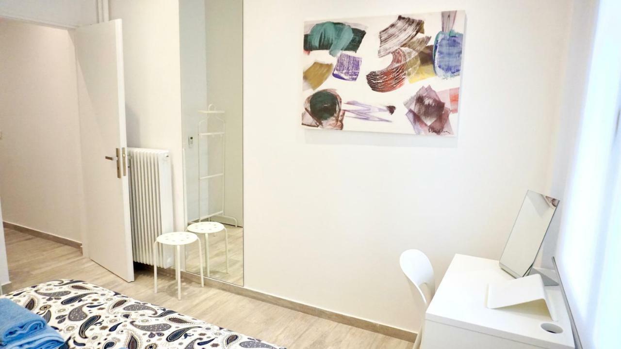 Modern & Central Apt In Athene Buitenkant foto